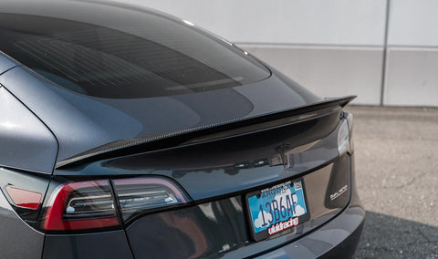 VR Aero Gloss Carbon Fiber Trunk Spoiler Tesla Model 3 2018+ - GUMOTORSPORT