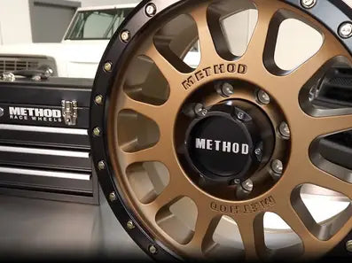 Method MR305 NV HD 18x9 +18mm Offset 8x6.5 130.81mm CB Method Bronze/Black Street Loc Wheel - GUMOTORSPORT