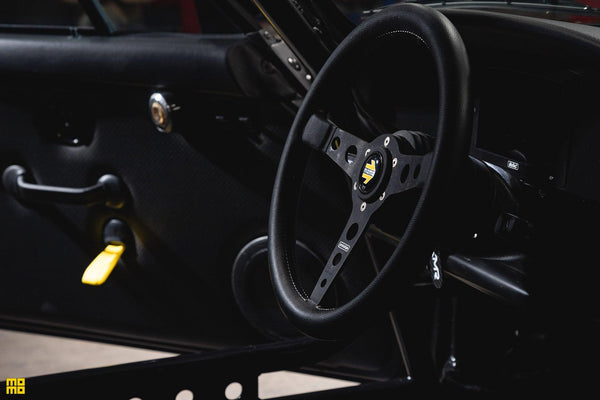 Momo Prototipo Steering Wheel 350 mm - Black Leather/Black Stitch/Black Spokes - GUMOTORSPORT